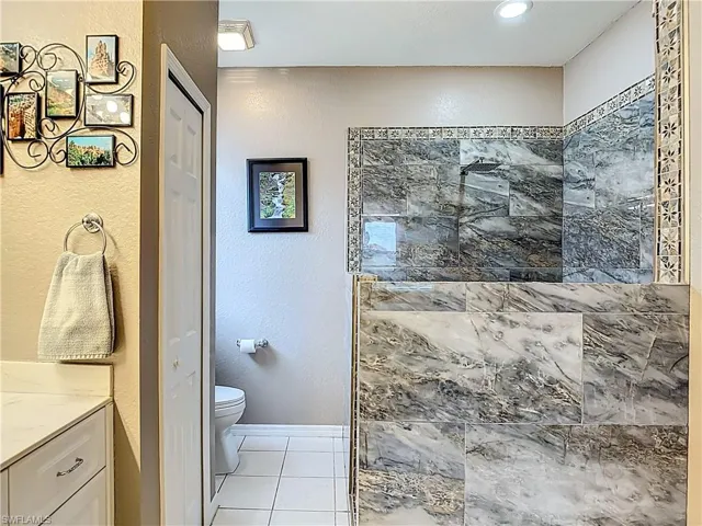 20715 Kaidon Ln, North Fort Myers, Florida 33917