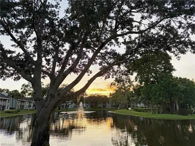 Beautiful sun-sets from your private lanai area.