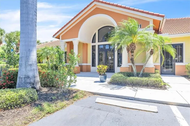 8331 Whiskey Preserve Cir 438, Fort Myers, Florida 33919