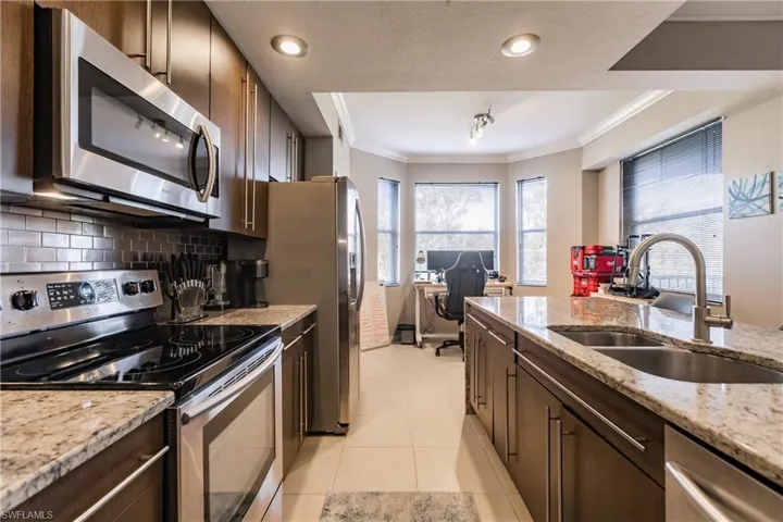 8331 Whiskey Preserve Cir 438, Fort Myers, Florida 33919
