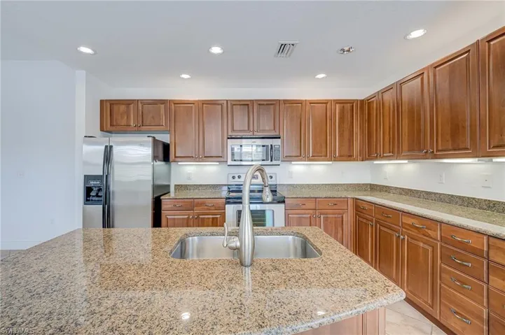 5060 Annunciation Cir 6204, Ave Maria, Florida 34142