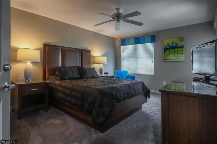 Guest bedroom queen bed