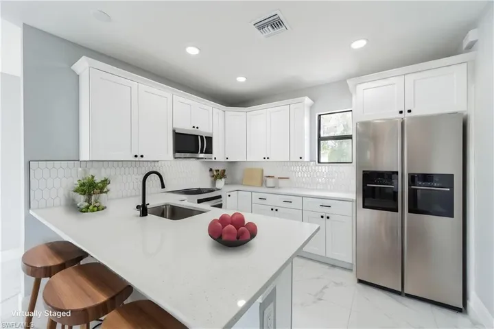 3801 E 20th St, Alva, Florida 33920