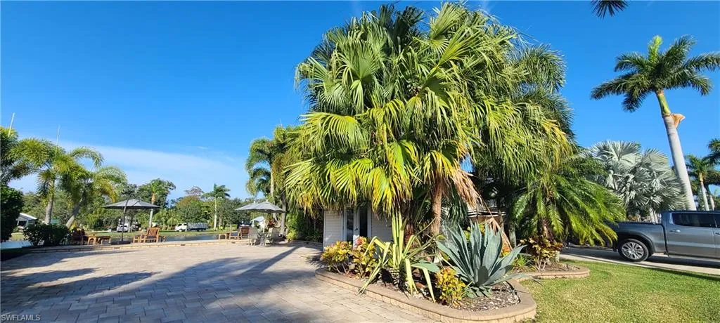View of side of home
