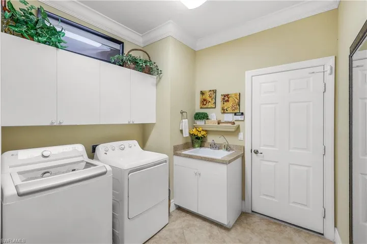 9104  Quartz  LN, Naples, FL 34120