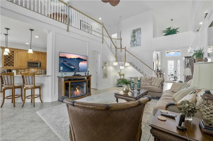 9104  Quartz  LN, Naples, FL 34120