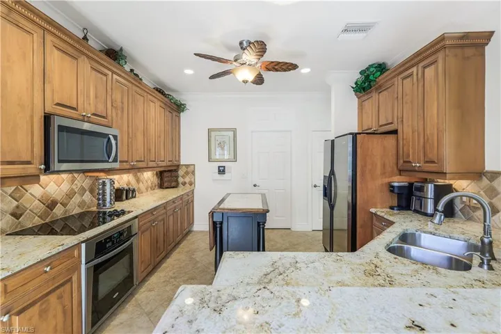9104  Quartz  LN, Naples, FL 34120