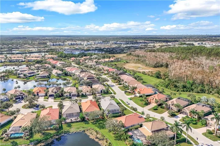 9104  Quartz  LN, Naples, FL 34120