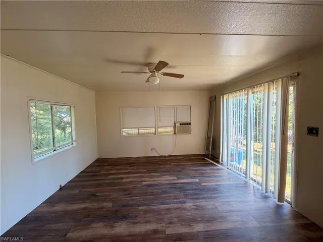 7555 Ebson Dr, North Fort Myers, Florida 33917