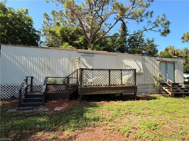 7555 Ebson Dr, North Fort Myers, Florida 33917