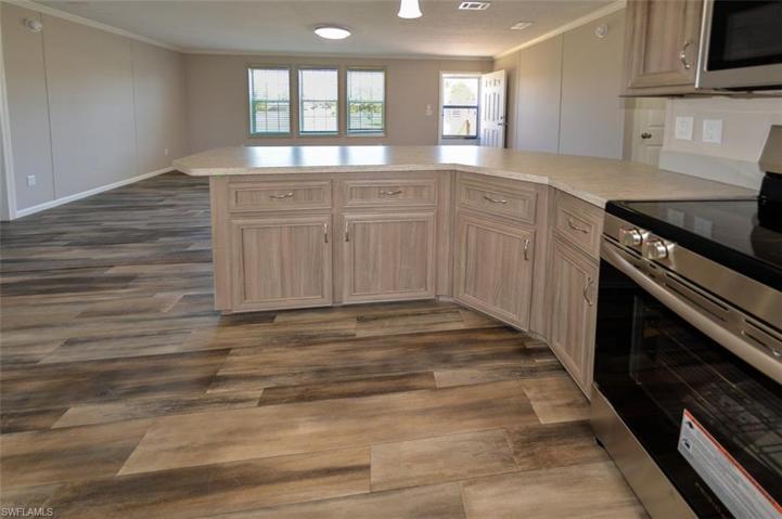209  Gilbert N AVE, Lehigh Acres, FL 33971