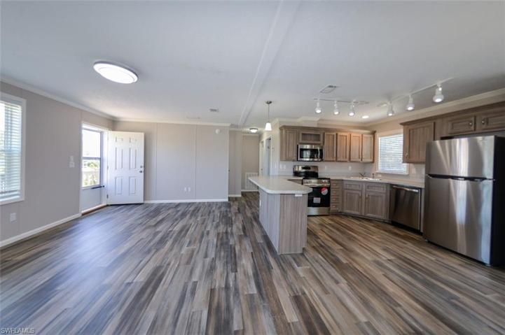 209  Gilbert N AVE, Lehigh Acres, FL 33971