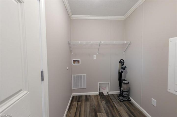 209  Gilbert N AVE, Lehigh Acres, FL 33971