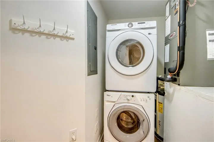 12181 Summergate Cir 104, Fort Myers, Florida 33913