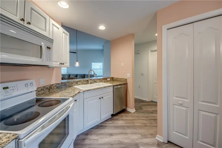 12181 Summergate Cir 104, Fort Myers, Florida 33913