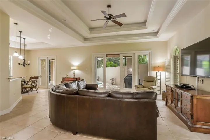 3155 Santorini Ct, Naples, Florida 34119