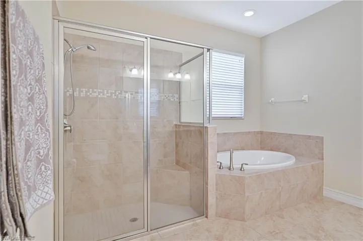 3865  King Williams  ST, Fort Myers, FL 33916