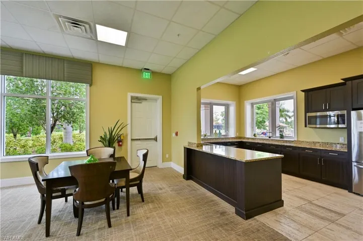 3865  King Williams  ST, Fort Myers, FL 33916