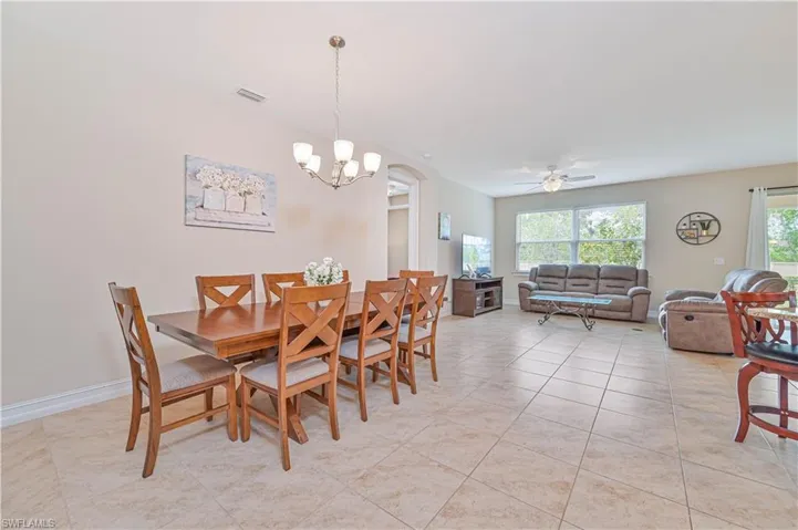 3865  King Williams  ST, Fort Myers, FL 33916