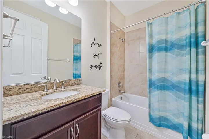 3865  King Williams  ST, Fort Myers, FL 33916