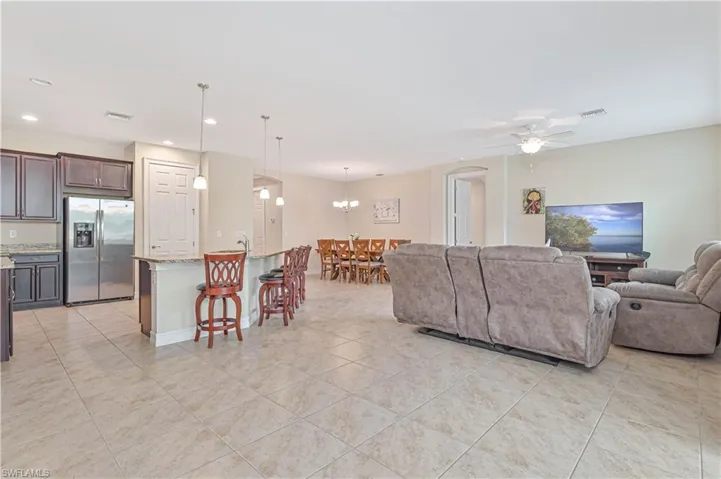 3865  King Williams  ST, Fort Myers, FL 33916