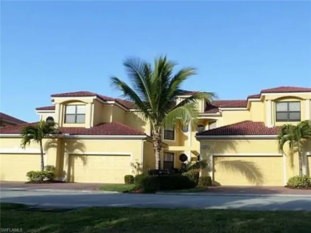 Fully remodeled condo with new air conditioner, hot water heater, appliances, baths, and flooring is ready for you. Prentiss Pointe Condo for sale in Fort Myers Florida