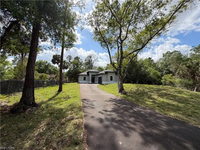 2864 66th Ave Ne, Naples, Florida 34120