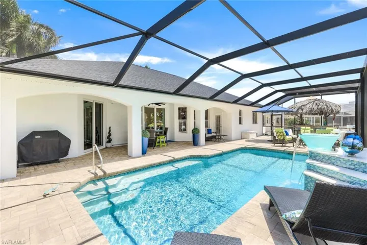 The spacious pool deck