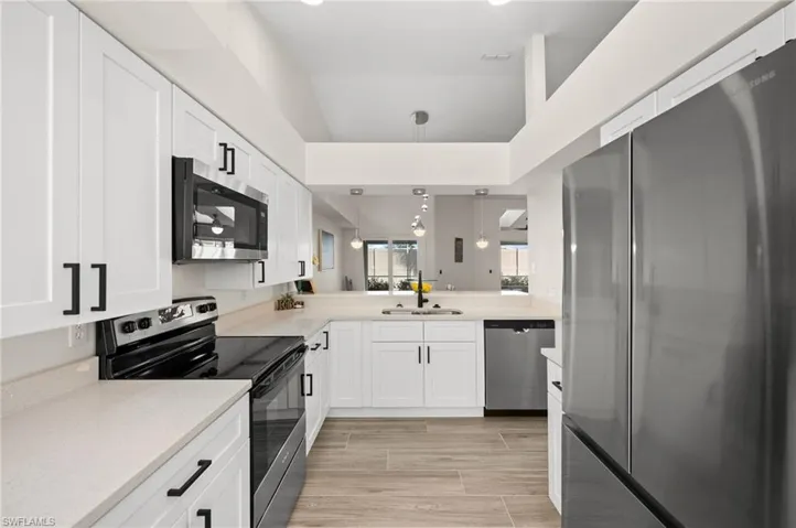 12390  Kelly Sands  WAY, Fort Myers, FL 33908