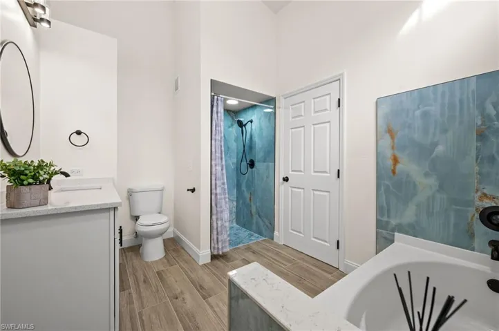 12390  Kelly Sands  WAY, Fort Myers, FL 33908