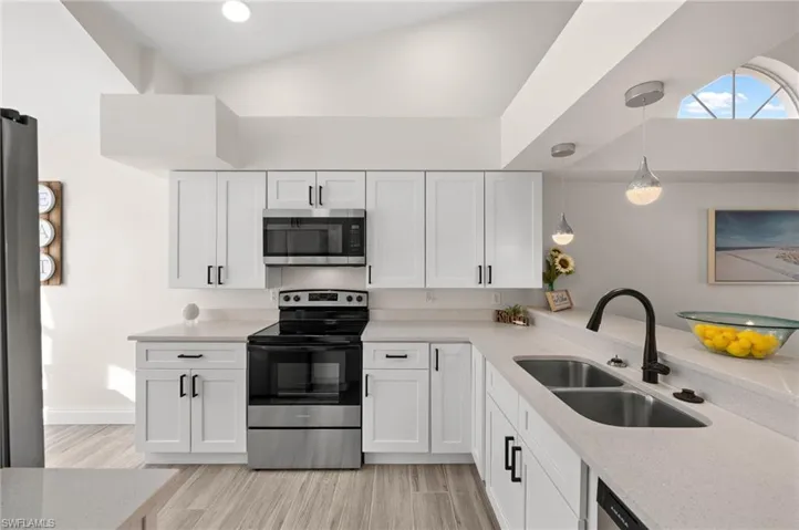 12390  Kelly Sands  WAY, Fort Myers, FL 33908