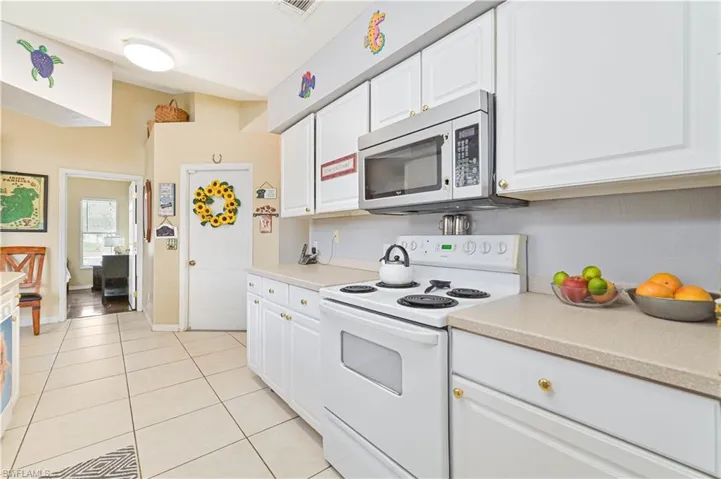 1281  9th SW ST, Naples, FL 34117