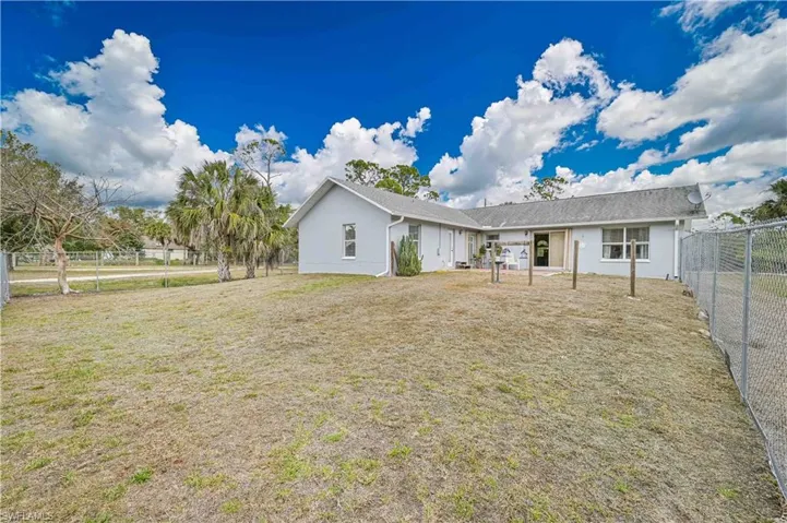 1281  9th SW ST, Naples, FL 34117
