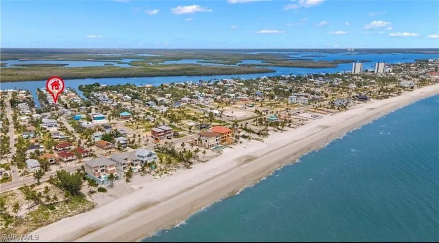 323 Washington Ct, Fort Myers Beach, Florida 33931