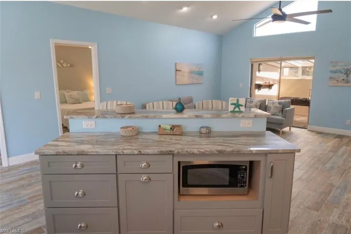 323 Washington Ct, Fort Myers Beach, Florida 33931