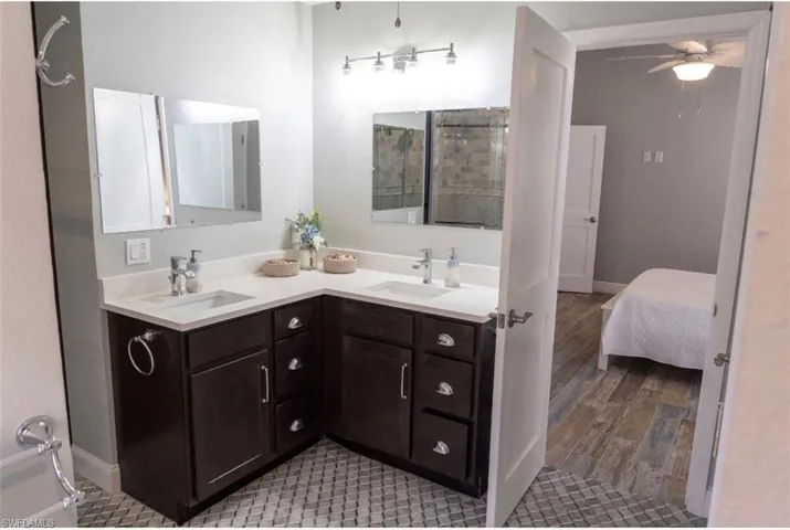 323 Washington Ct, Fort Myers Beach, Florida 33931