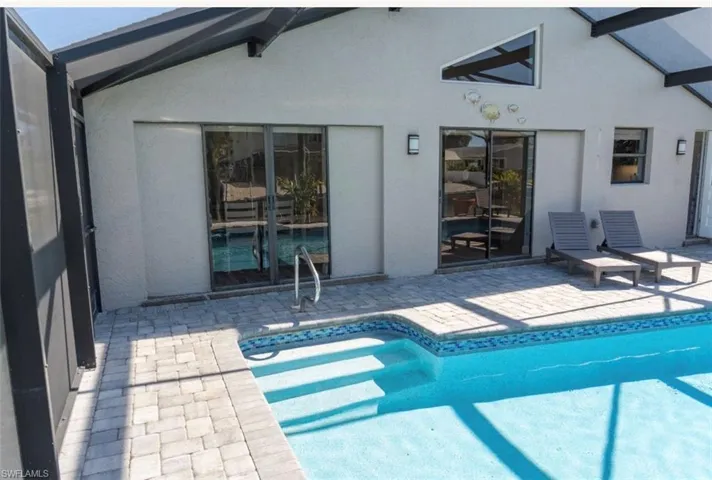 323 Washington Ct, Fort Myers Beach, Florida 33931