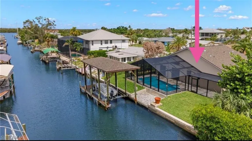 323 Washington Ct, Fort Myers Beach, Florida 33931