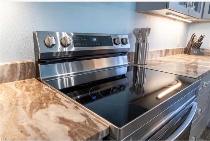 323 Washington Ct, Fort Myers Beach, Florida 33931