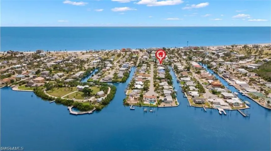 323 Washington Ct, Fort Myers Beach, Florida 33931