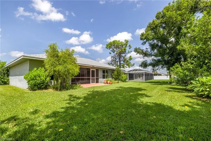 3825 SW 14th  PL, Cape Coral, FL 33914
