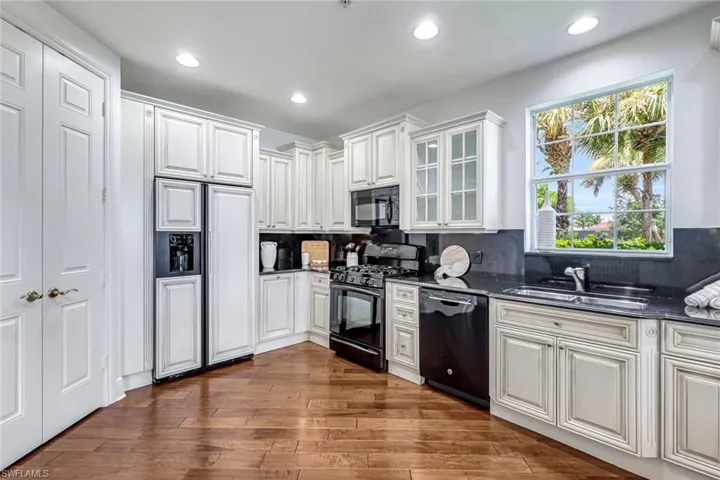 3164  Serena  LN, Naples, FL 34114