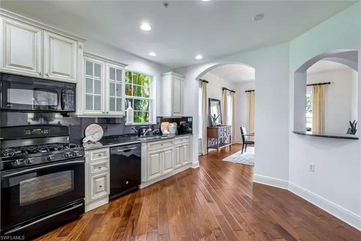 3164  Serena  LN, Naples, FL 34114