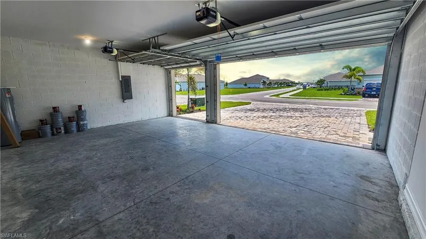 3 car garage