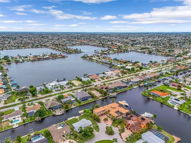 5114 Sw 3rd Ave, Cape Coral, Florida 33914