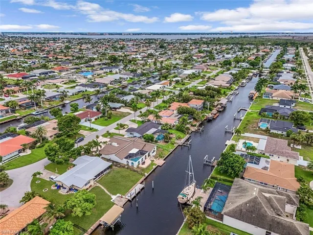 5114 Sw 3rd Ave, Cape Coral, Florida 33914