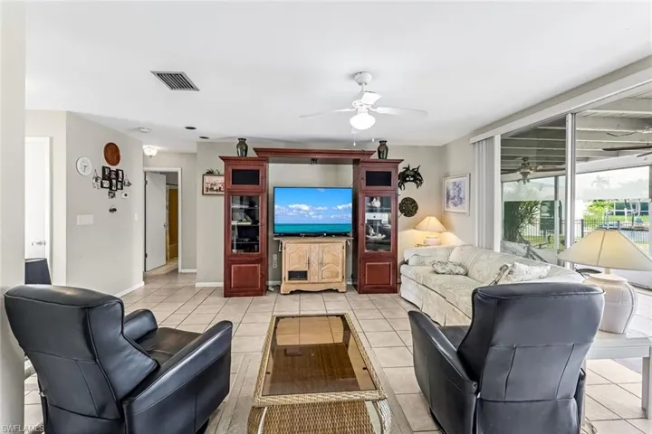 5114 Sw 3rd Ave, Cape Coral, Florida 33914