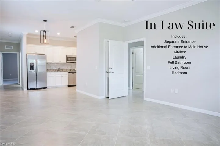 1573 Vizcaya Ln, Naples, Florida 34113