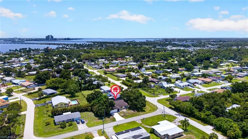 1398 Evalena Ln, North Fort Myers, Florida 33917