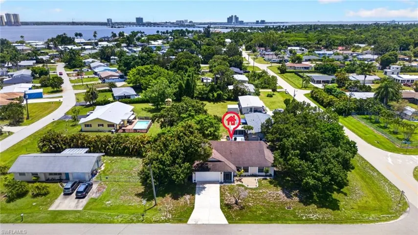 1398 Evalena Ln, North Fort Myers, Florida 33917